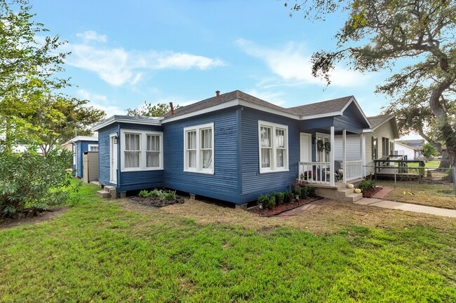 Building Photo - 4919 Avenue Q