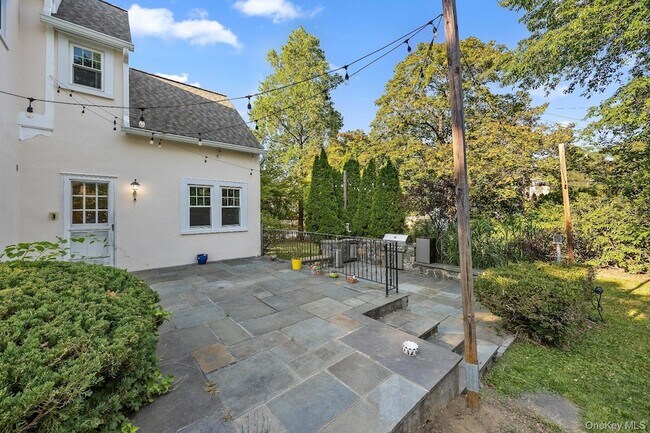 Building Photo - 84 Harvard Dr