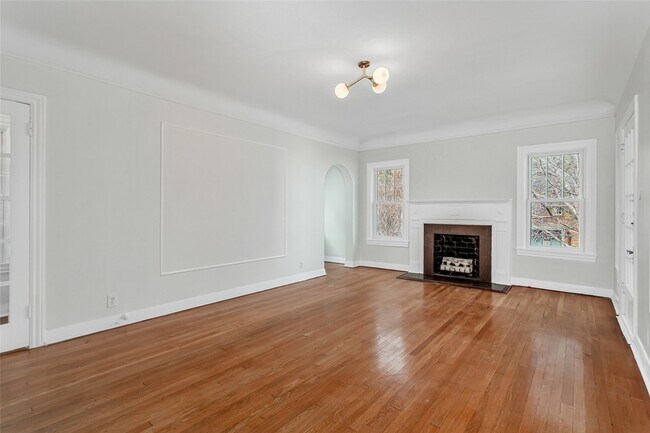 Building Photo - 4204 Prescott Ave