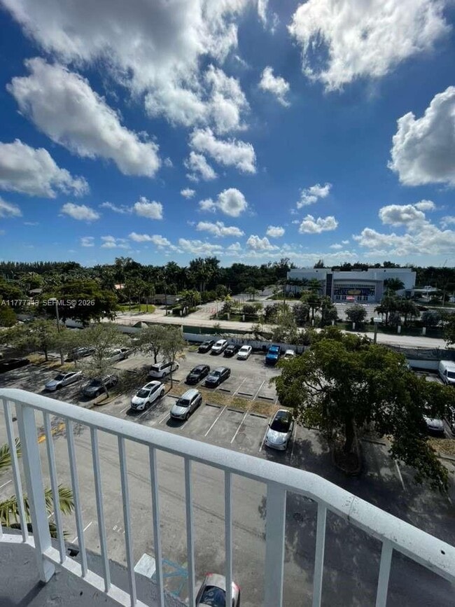 Building Photo - 496 NW 165th St