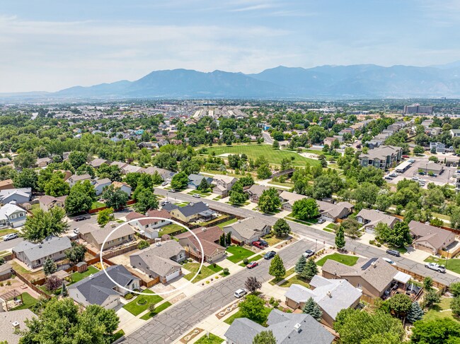 Building Photo - 4535 Star Ridge Dr