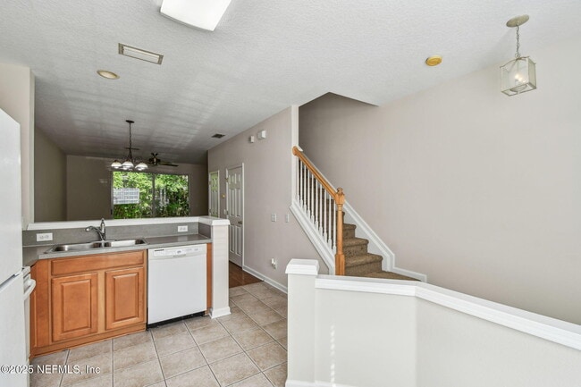 Building Photo - 3542 Lone Tree Ln