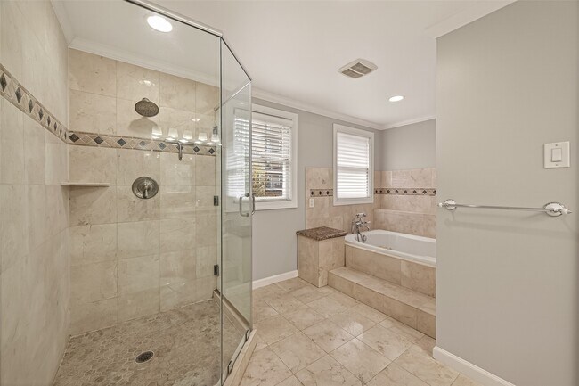 Building Photo - 7128 Staffordshire Blvd