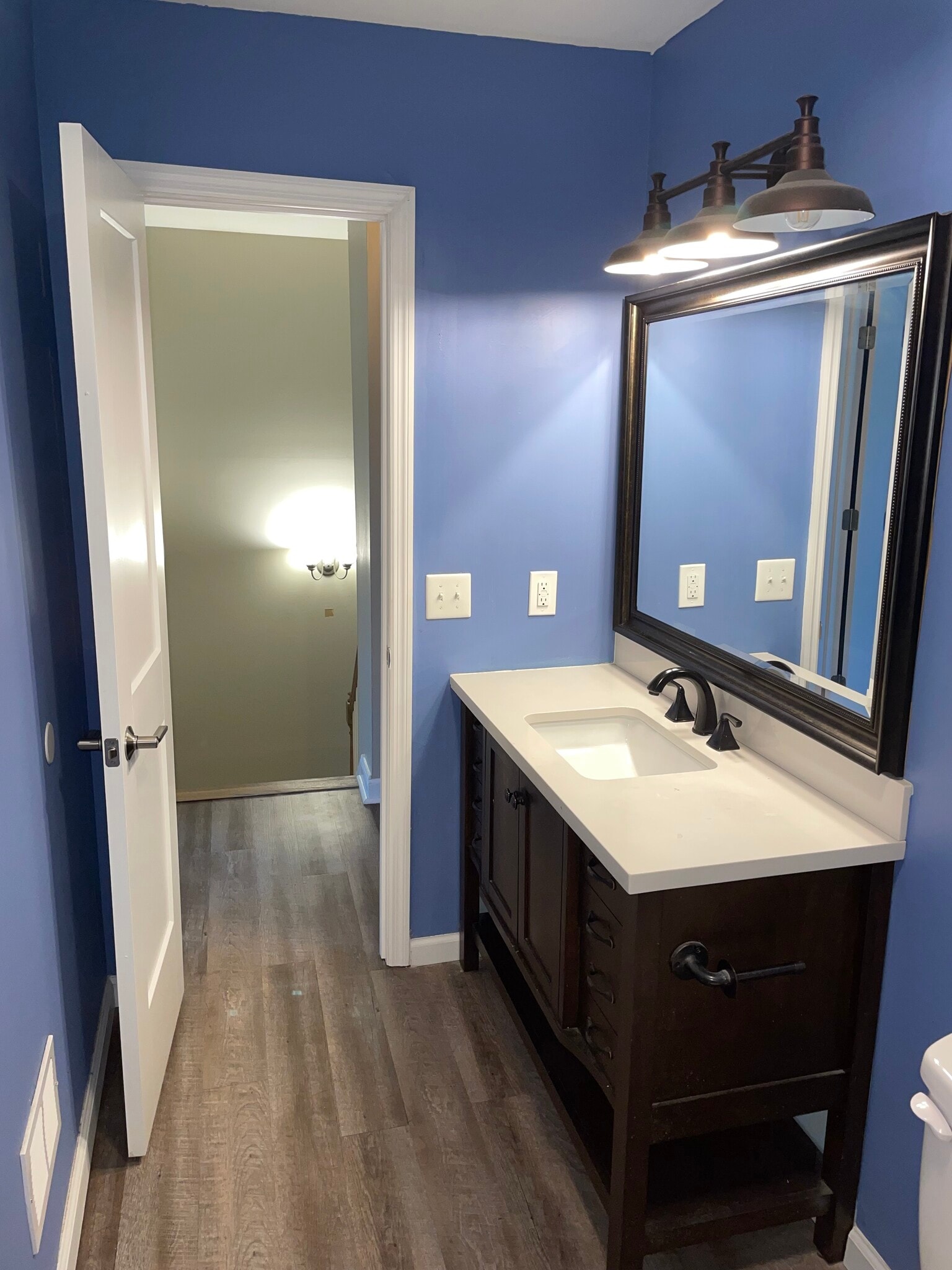 Guest bathroom - 1010 Country Club Rd