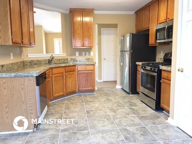 Building Photo - 5485 Hilltop Pass