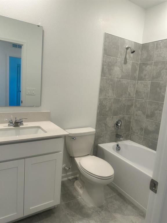Building Photo - 3295 Laurent Lp
