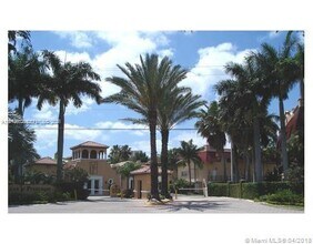Building Photo - 6713 N Kendall Dr