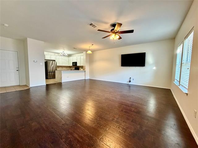 Building Photo - 6000 Lost Valley Dr