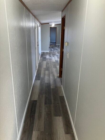 Building Photo - 200 N 28th St