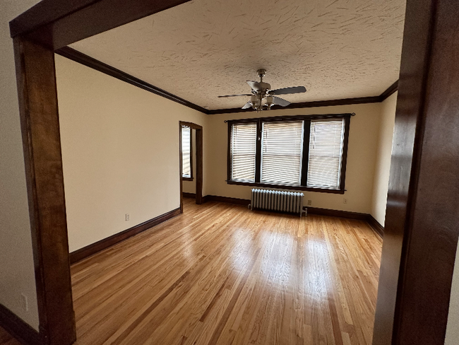 Primary Photo - 4258 W Thomas St