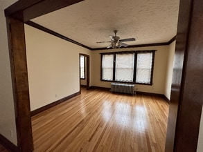 Building Photo - 4258 W Thomas St