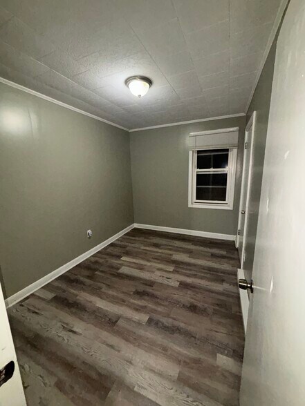 3rd bedroom - 399 Alden St