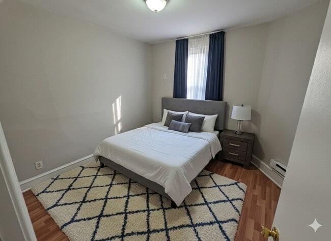 Building Photo - 4917 Wissahickon Ave