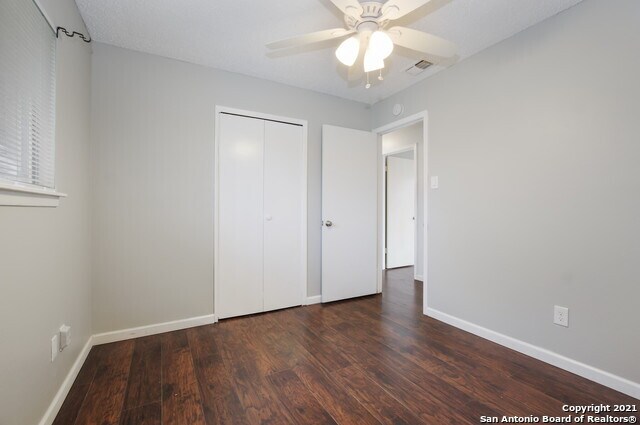 Building Photo - 300 Roanoke Dr