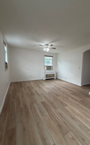 Building Photo - 102 Woodland Ave