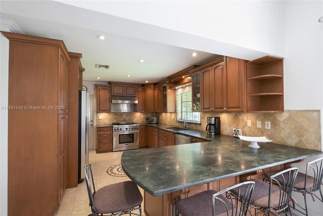 Building Photo - 7825 SW 98th St