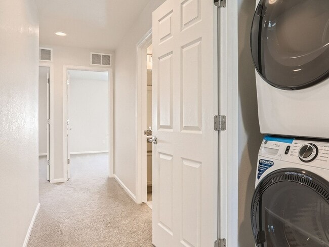 Building Photo - Newer 3BR Denver Townhome | 2-Car Garage | Modern Finishes