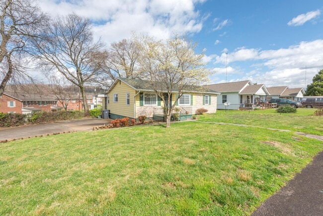 Building Photo - 1919 Connecticut Ave