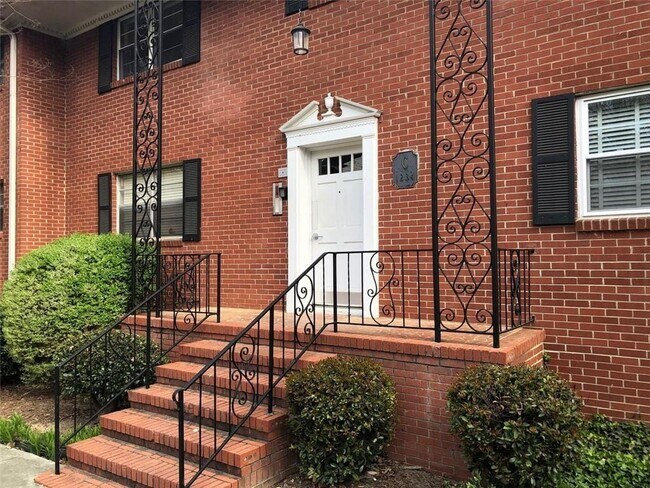 Building Photo - 3660 Peachtree Rd
