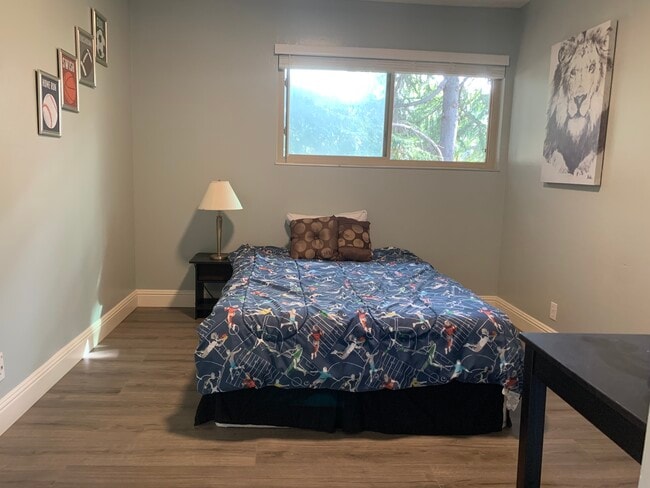 Building Photo - 2290 D St