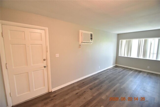 Building Photo - 304 Danube Ave