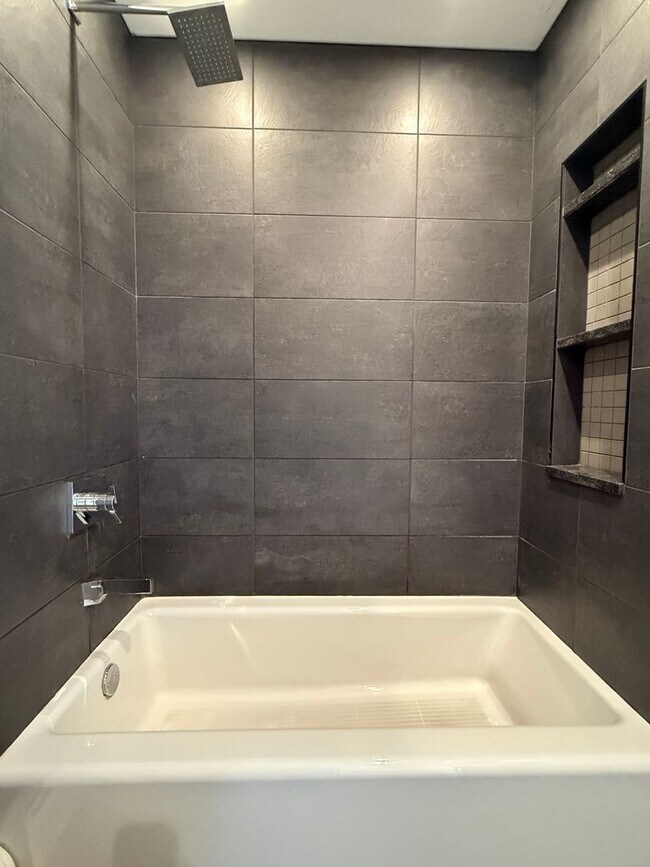 Building Photo - Updated One Bedroom in Cherboneau North | Quiet, Private Setting