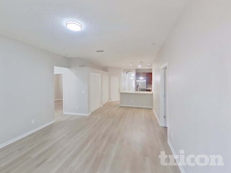 Building Photo - 906 Grand Canyon Dr