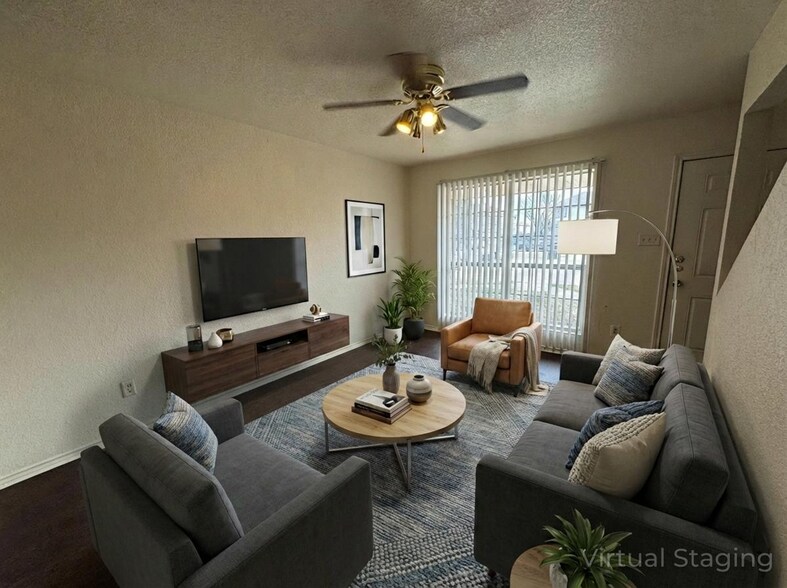 Building Photo - 4207 Deek Dr