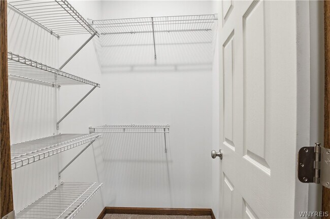 Building Photo - 1130 Orchard Park Rd