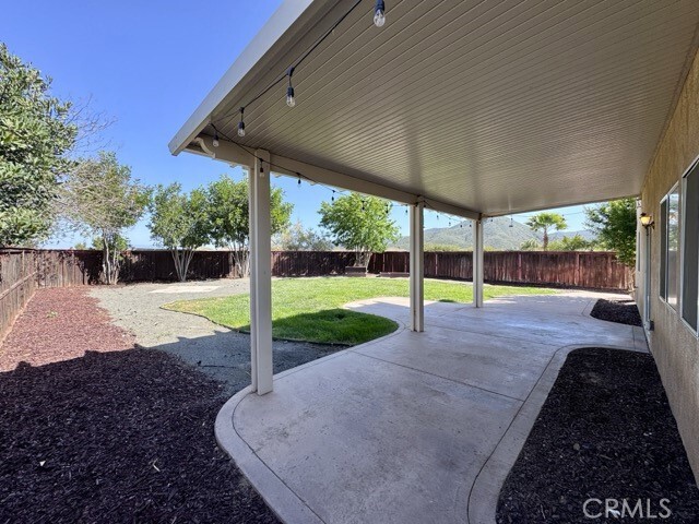 Building Photo - 37876 Amberleaf Ct