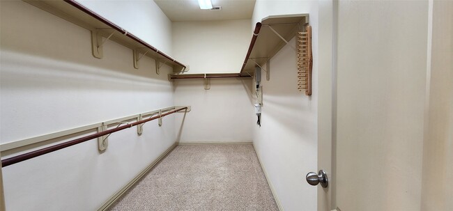 Building Photo - 24923 Florina Ranch Dr