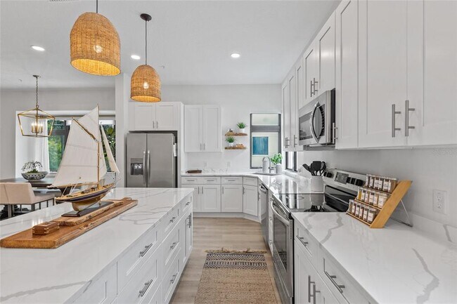 Building Photo - 758 Highland Ave