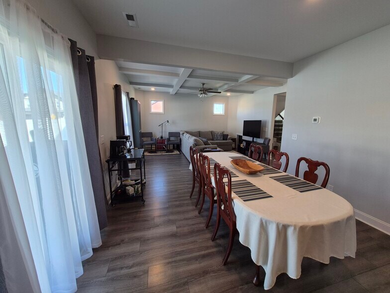 Dining/Living Room - 207 King Rd