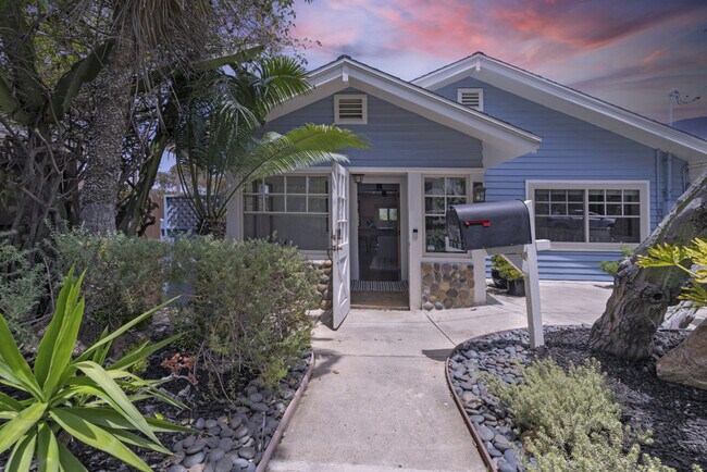 Building Photo - 1072 Johnson Ave