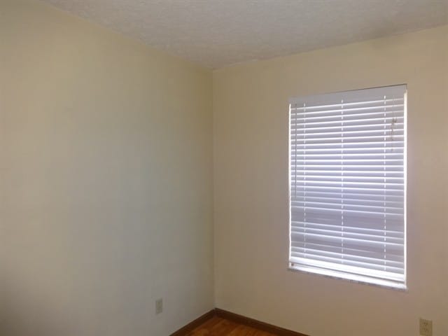 Building Photo - 2759 Beal Dr
