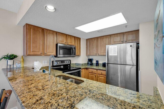 Building Photo - 1700 N Ocean Blvd