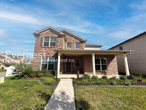 Building Photo - Spacious 4Beds 3.5Bath Single Family Rental with Modern Amenities / Available Now!