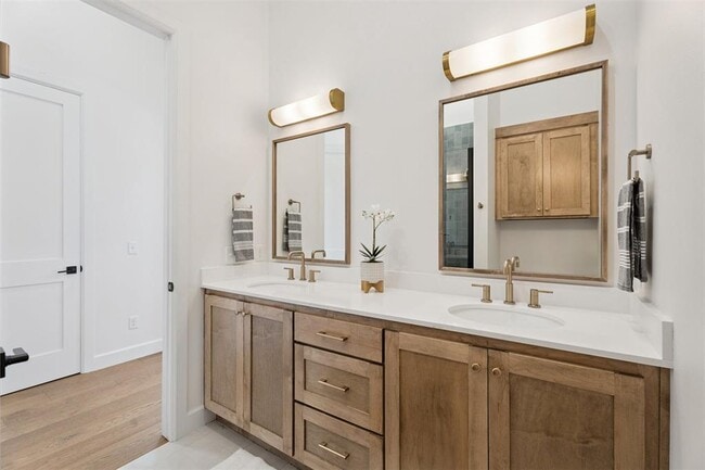 Building Photo - 18817 Selah Wy