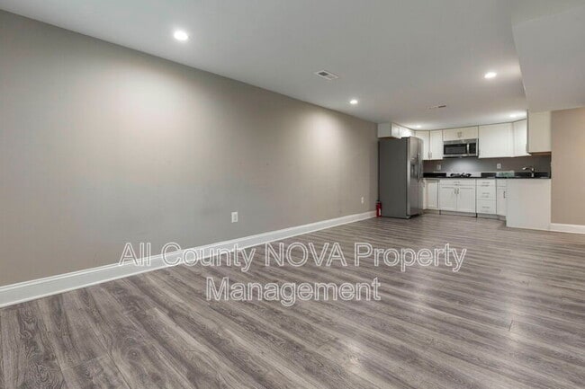 Building Photo - 5415 Brenner St