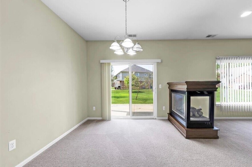 Building Photo - 14357 Shadywood Dr