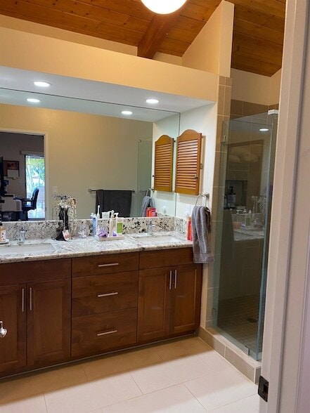 Building Photo - 4103 N Paua Way
