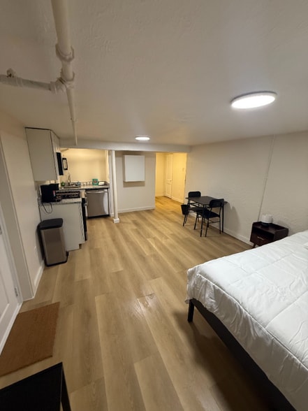 Building Photo - 2724 Anderson Ferry Rd