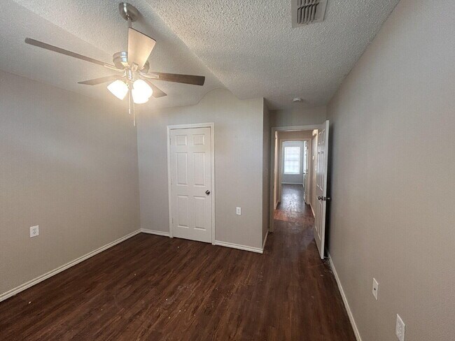 Building Photo - 7803 Avenue J