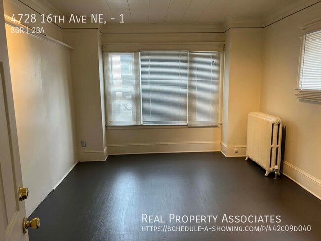 Building Photo - 4728 16th Ave NE