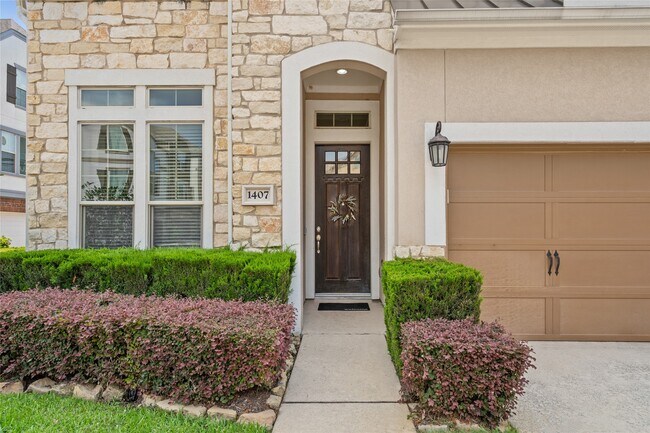 Building Photo - 1407 Devonshire Manor Ln