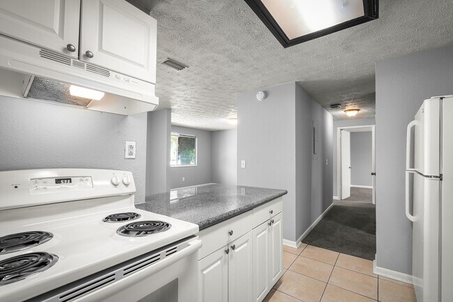 Building Photo - Timuquana 3BR/2BA Solid Brick Home w/ Flex Space & Private Yard