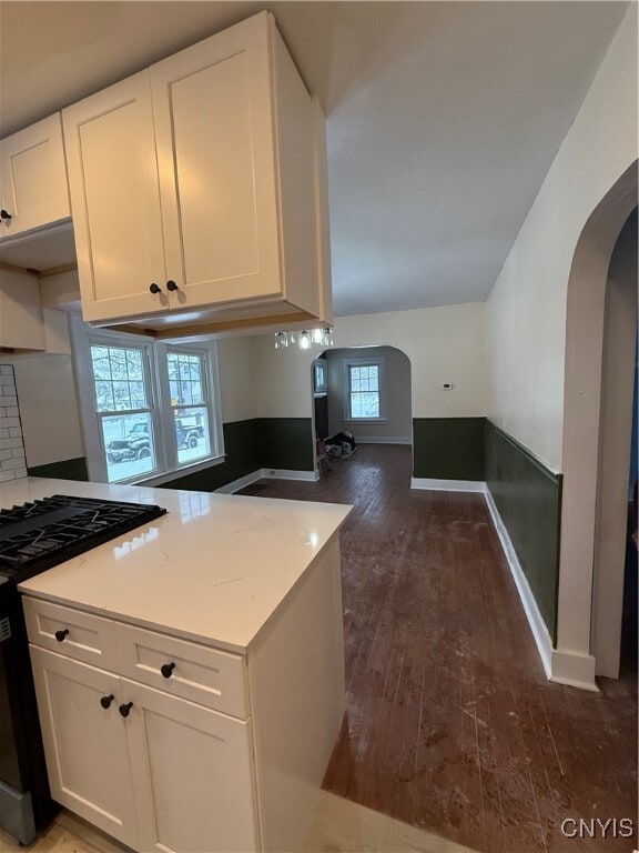 Building Photo - 1200 N Glencove Rd