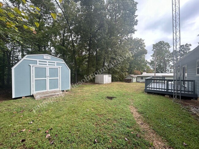 Building Photo - Charming 2 Bedroom, 2 Bath Home near Brown's Beach