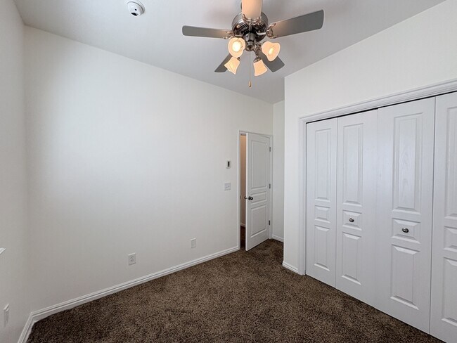 Building Photo - Peppercorn