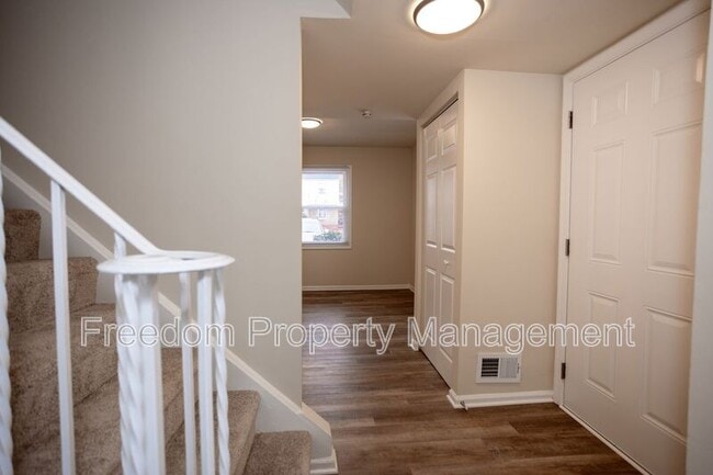 Building Photo - 8343 Irongate Way